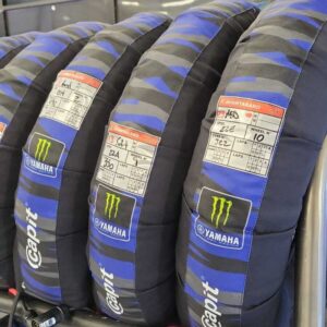 Car tyre warmers
